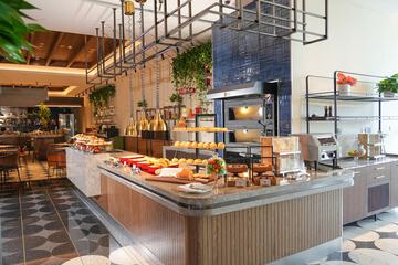 Breakfast buffet