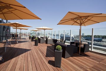 Sundeck
