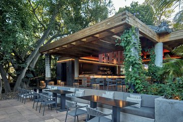 Snack bar
