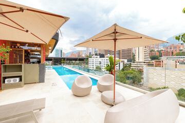 Rooftop pool