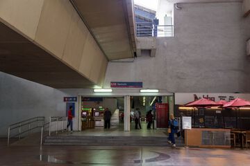Train station shuttle