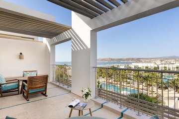 Beach/ocean view