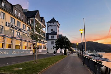 Front of property - evening/night