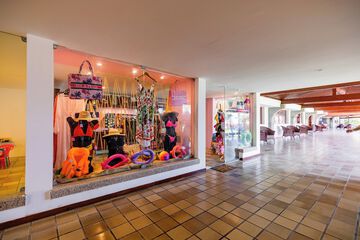 Gift shop