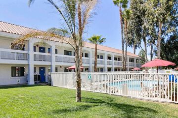 Terrace/Patio 28 of 28