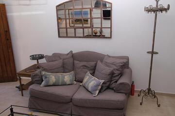 Photo 70