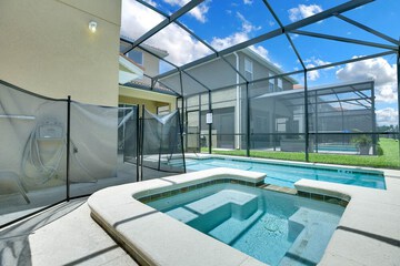 Indoor spa tub