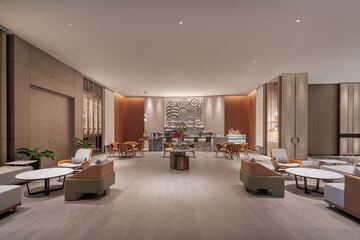 Lobby lounge
