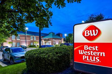 Best Western Plus Addison / Dallas Hotel
