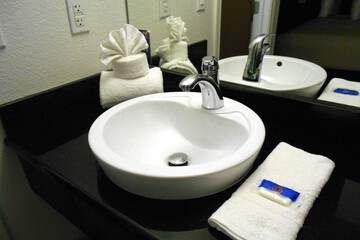 Bathroom sink