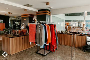 Gift shop
