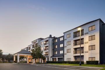 Courtyard Houston Sugar Land / Stafford