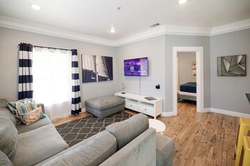 Room 80 of 151