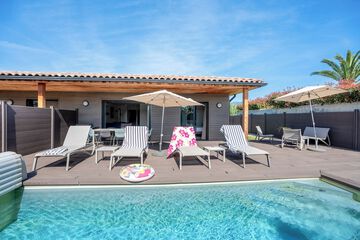Private pool