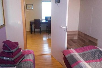 Photo 33