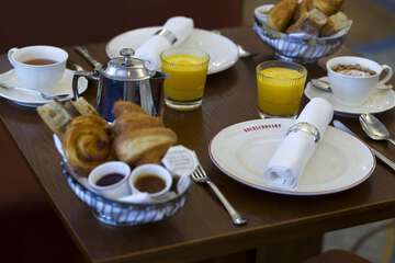 Breakfast meal
