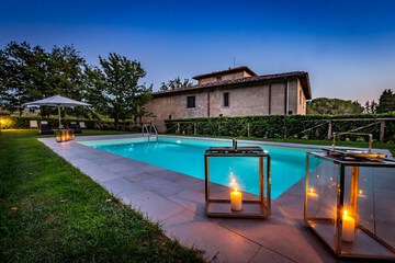 Private pool