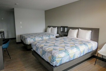 Room 11 of 37