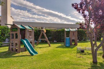 Children's play area - outdoor