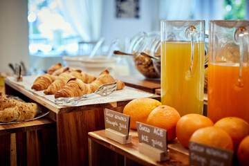 Breakfast buffet