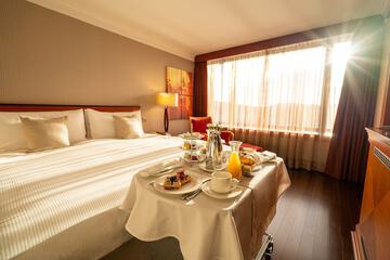 Room service - dining