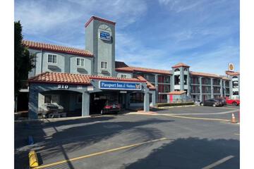 Heritage Inn & Suites