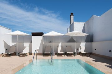 Rooftop pool