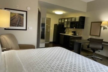 Room 15 of 23