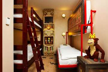 Children's theme room