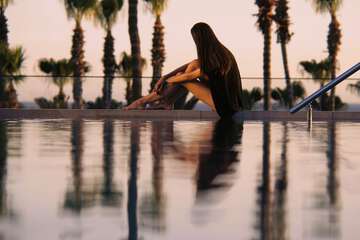Infinity pool