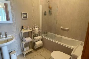 Photo 31
