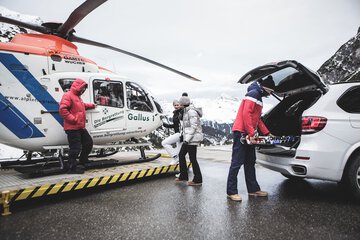 Helicopter/plane tours
