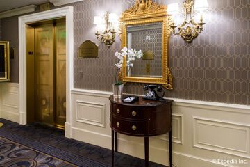 Ballroom/Hall 146 of 155