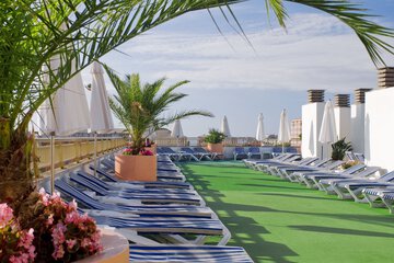 Sundeck