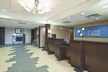 Hotel Interior 7 of 32