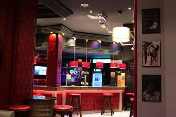 Snack bar