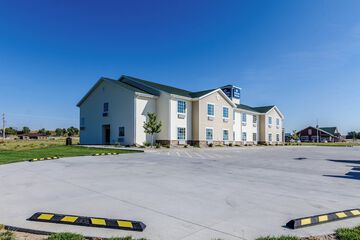 Cobblestone Inn & Suites - Cambridge