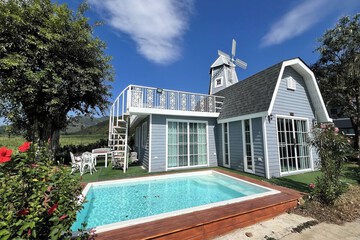 Private pool