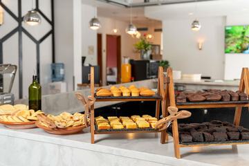 Breakfast area