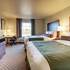 Castle Rock Inn & Suites