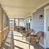 Carefree Coastal Getaway - Walk to Long Beach