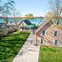 Newer Cottage on the Lake ample space for boats