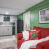 Exceptional & Central Garden Suite, Top Amenities & Care!