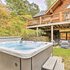 Splendid Family Cabin w / Hot Tub & Grill!