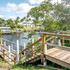Waterfront corner 2 / 1 Apt