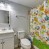 Adorable Cottage: Fire Pit Walk to Colonial Beach