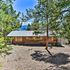 Idyllic Twin Lakes Escape w / Views of the Lakes
