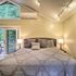 Quiet Studio Escape 2 Mi to Blue Ridge Parkway!