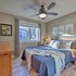 Bella Vista Home w / Deck + Trails: on Golf Course!
