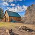 Close to Vineyards: Updated New Haven Retreat!